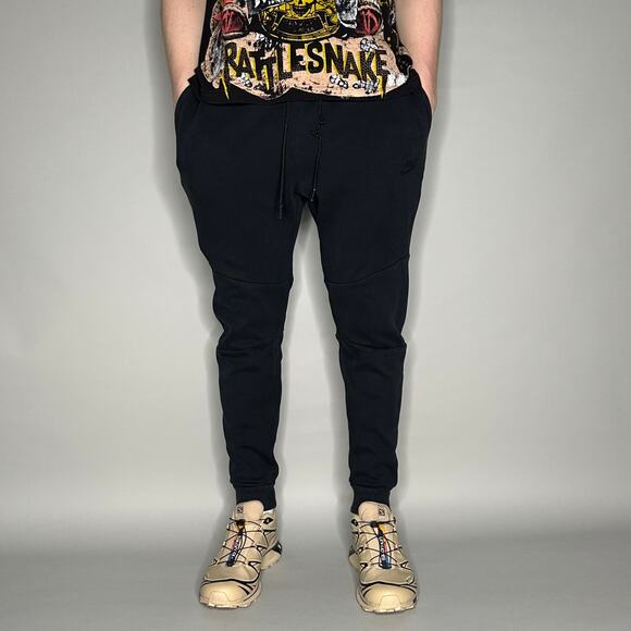 Nike Sweatpants Black Cotton Joggers Subtle Swoosh - Picture 2 of 4